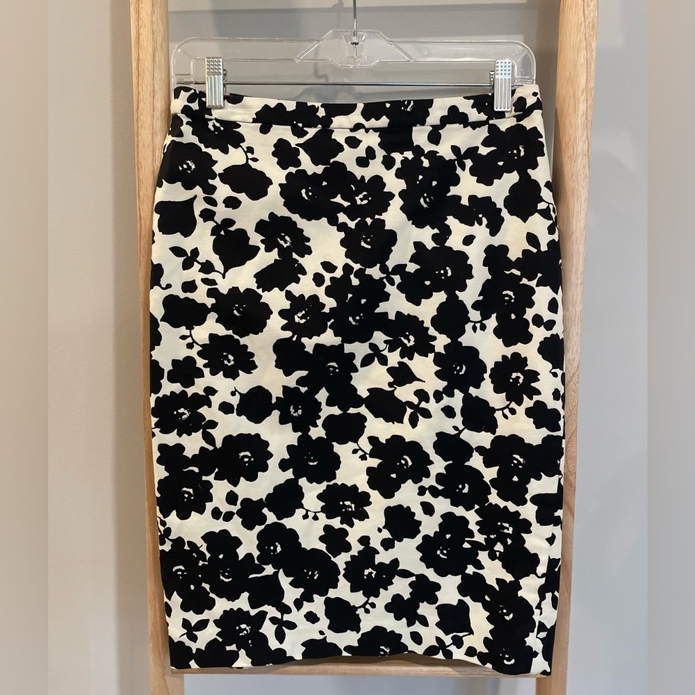 LOFT Floral Pencil Skirt (black and cream)